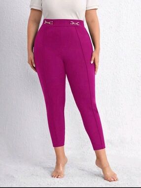 Plus Size Chain Detail Seam Front Pants In Magenta